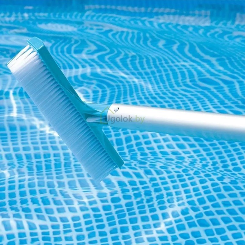 Щётка для чистки бассейна Intex под ручку 26.2 мм (29052)