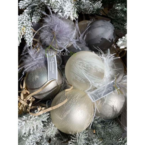 Шар новогодний елочный с перьями 10 см 1 шт. в ассортименте