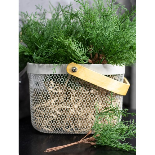 Ветка искусственной туи зеленая, 25 см (55657) Ветка искусственной туи зеленая, 25 см (55657)