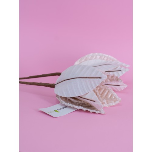 Цветок декоративный пуансеттия жемчужного цвета, 23 см (23805)