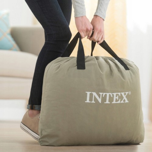 Кровать самонадувная Intex Comfort-Plush, 191*137*33 см (67768) Кровать самонадувная Intex Comfort-Plush, 191*137*33 см (67768)